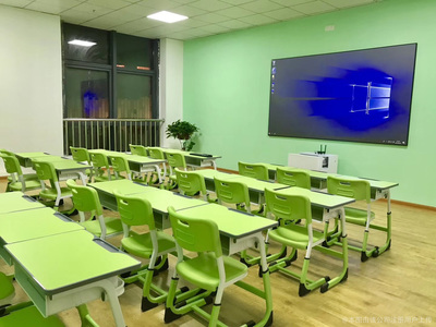 鸿雅教育咨询 点亮学子未来的专业引路人